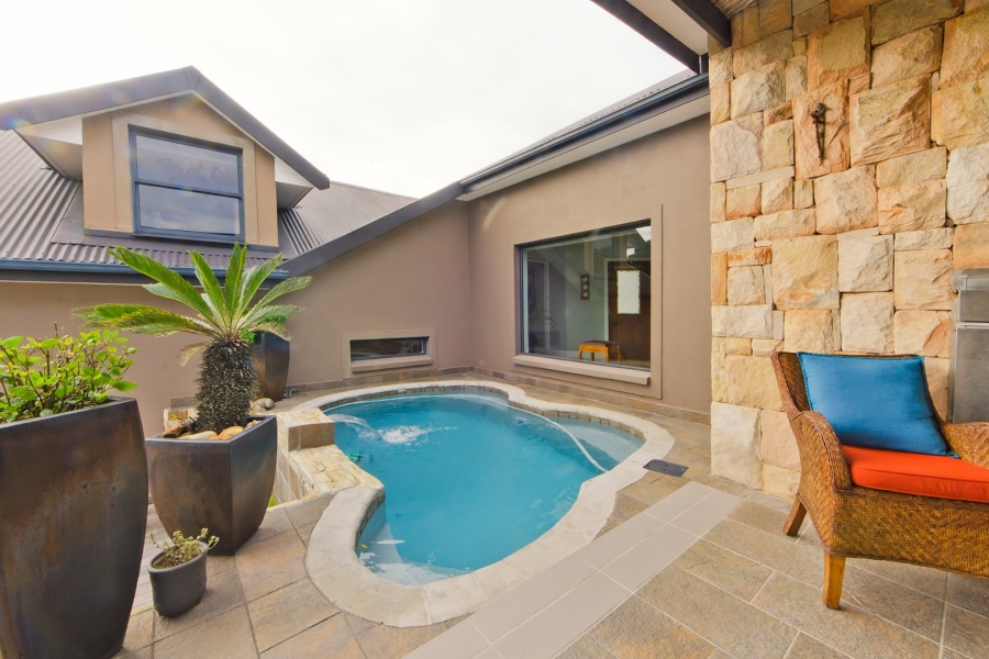 3 Bedroom Property for Sale in Pezula Golf Estate Western Cape